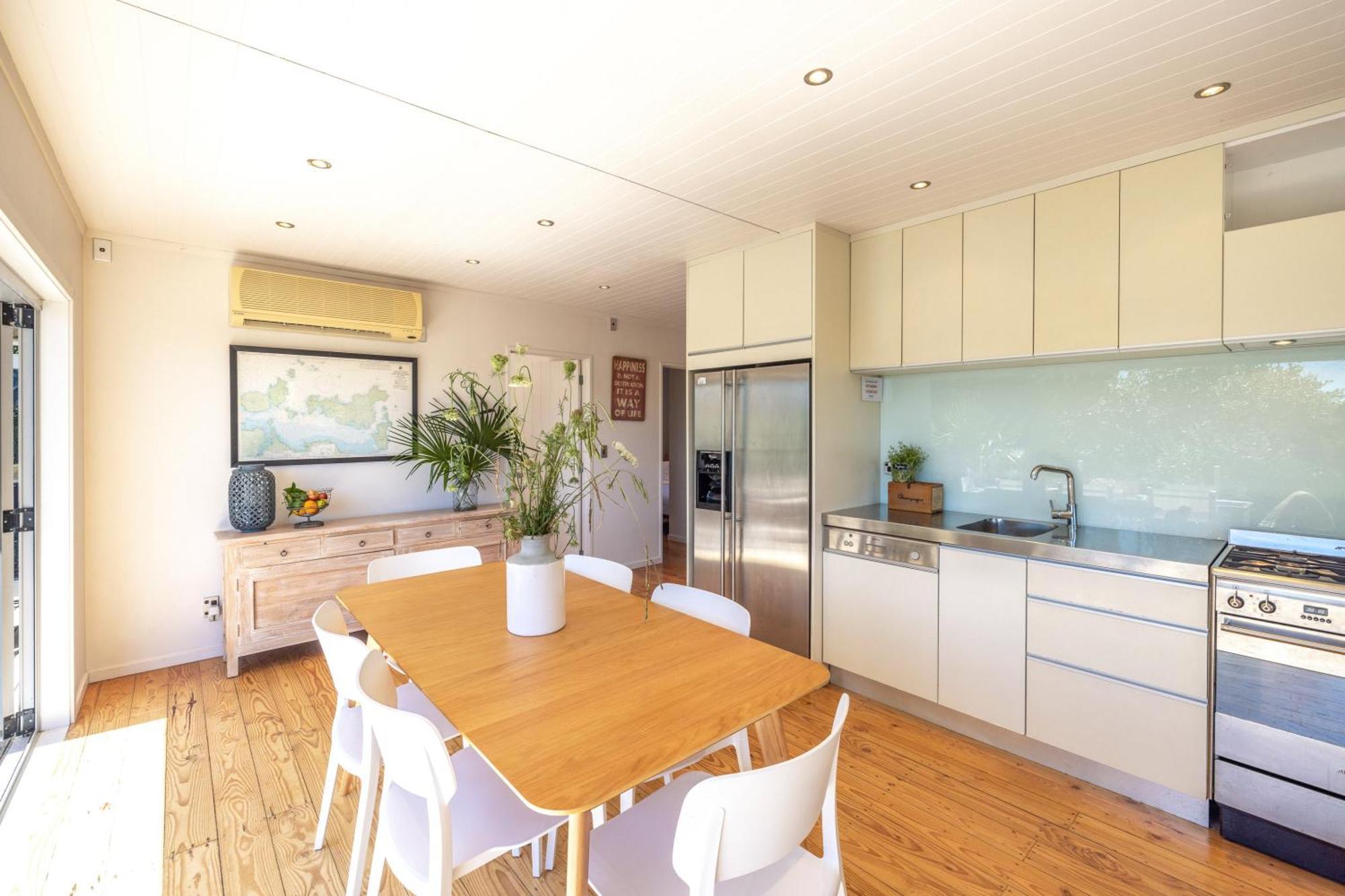 Tawa Cottage - Coast & Country Oneroa Esterno foto