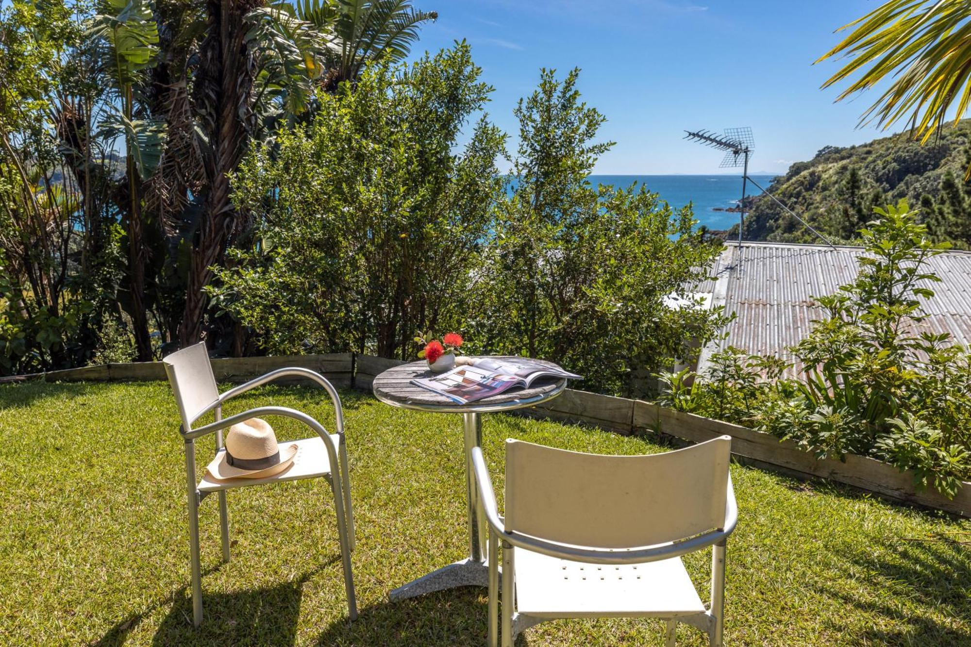 Tawa Cottage - Coast & Country Oneroa Esterno foto